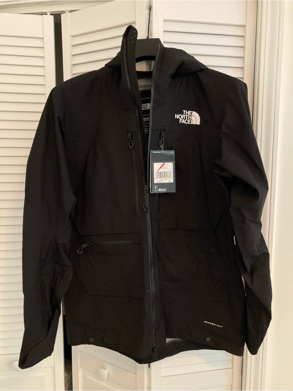The North Face Men’s Black Waterproof Hooded L5 Jacket/Raincoat